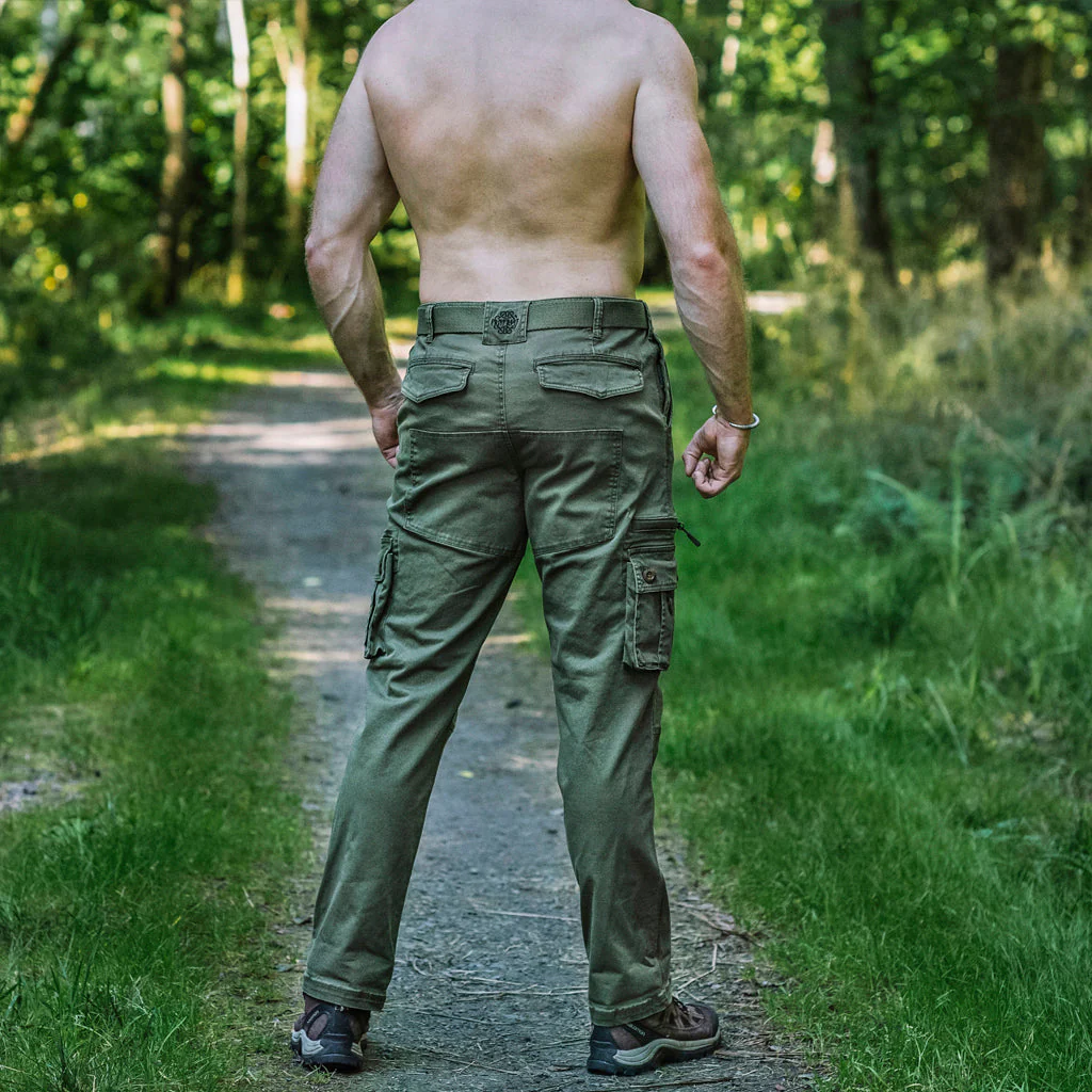 Grimfrost's Cargo Pants, Green - Image 4