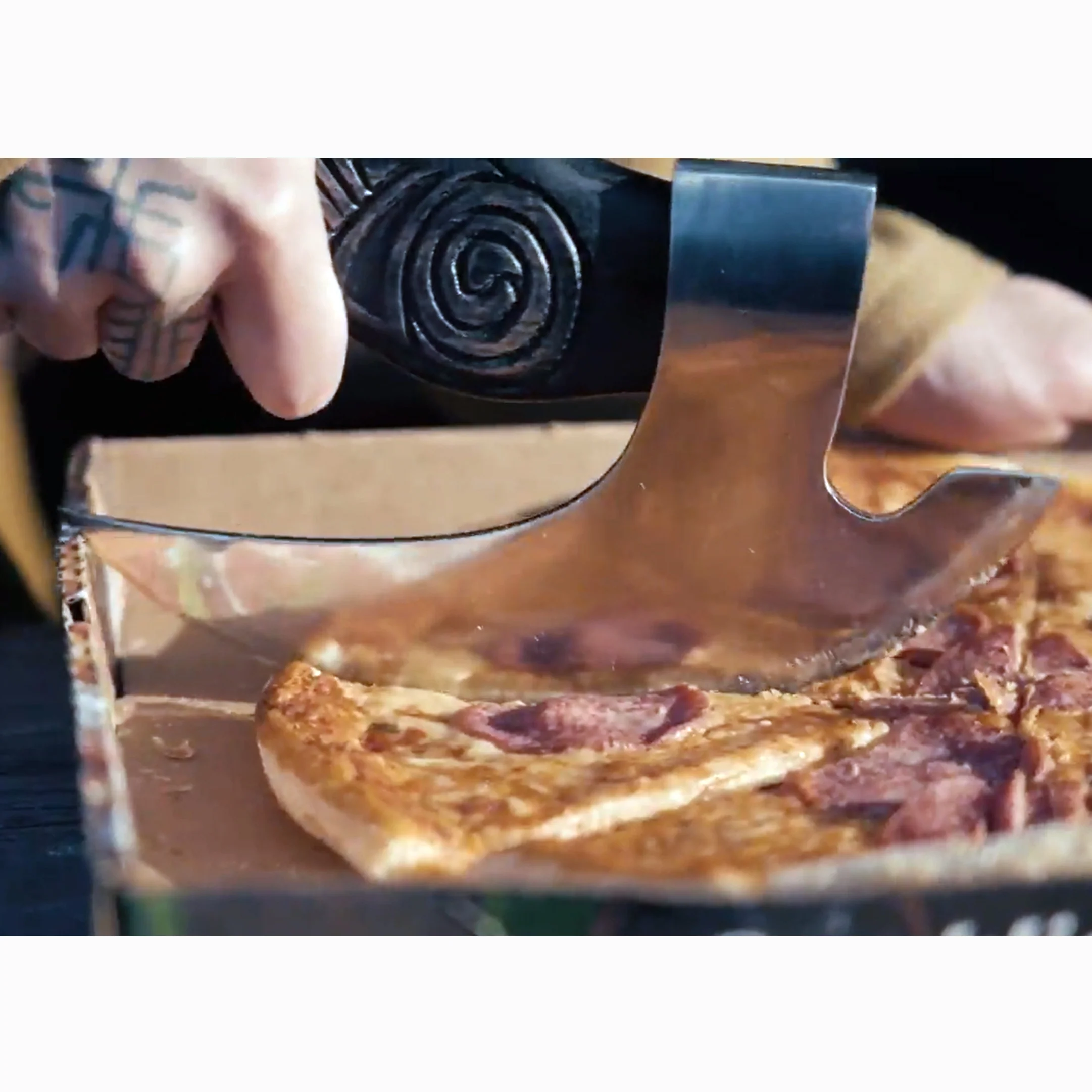 Grimfrost's Pizza Cutter - Image 2
