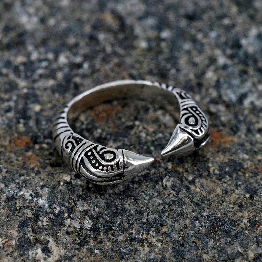 Huginn & Muninn Ring, Silver - Image 3