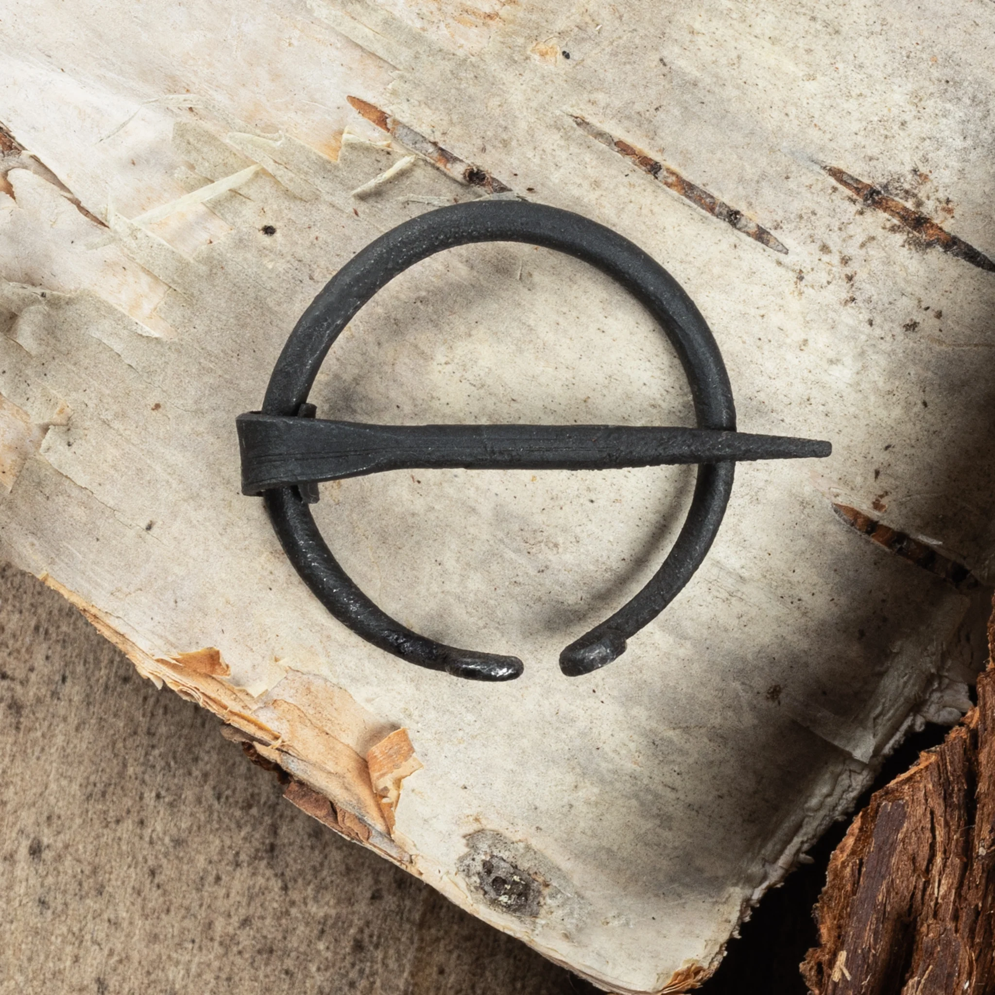 Iron Fibula, Round, 20 mm