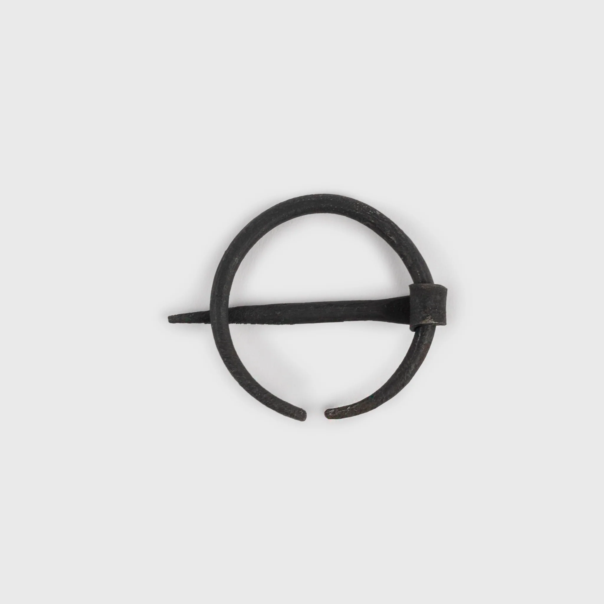 Iron Fibula, Round, 20 mm - Image 4