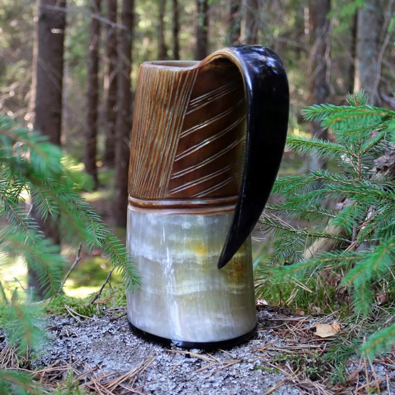 Jarl's Horn Mug, Carved - Image 4