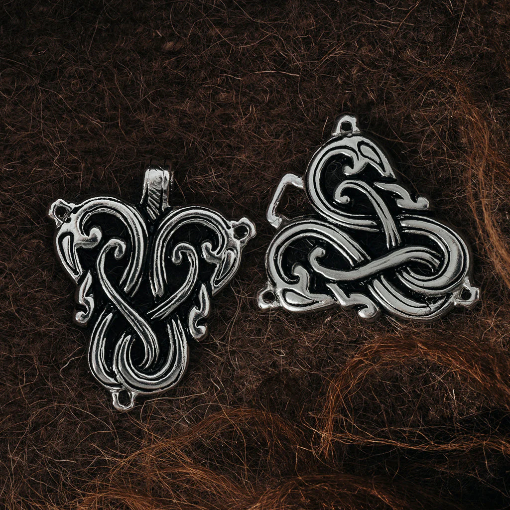 Lindworm Clasp, Silver - Image 2