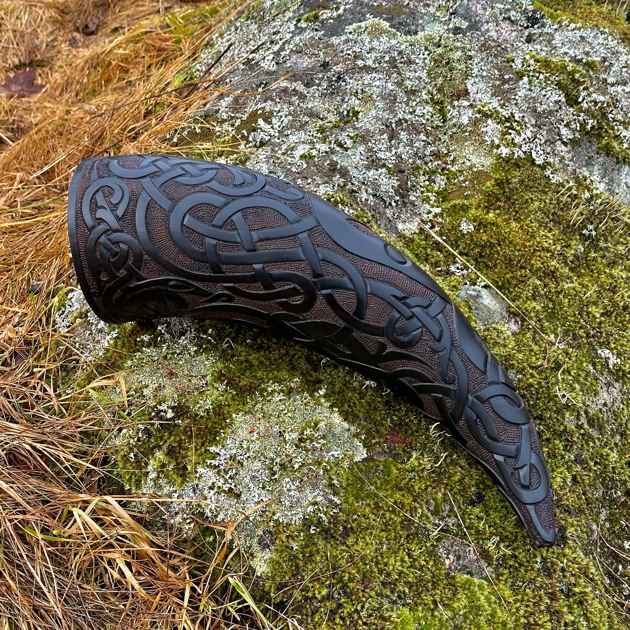 Premium Drinking Horn, Ringerike - Image 15