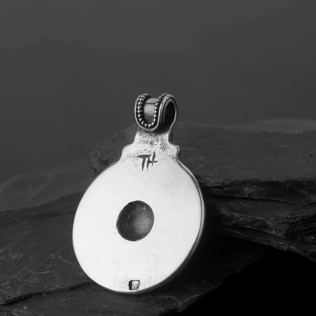 Premium Filigree Pendant, Silver - Image 3