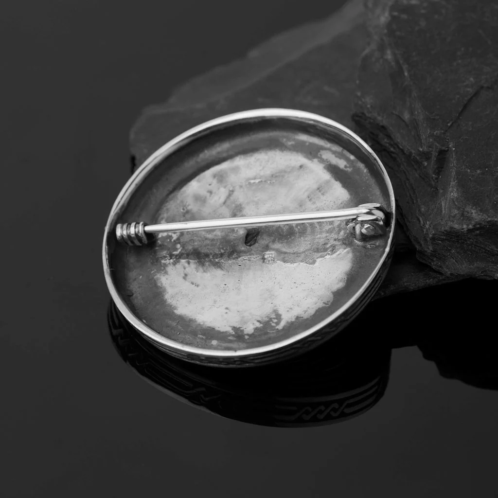Premium Garnet Brooch, Silver - Image 4