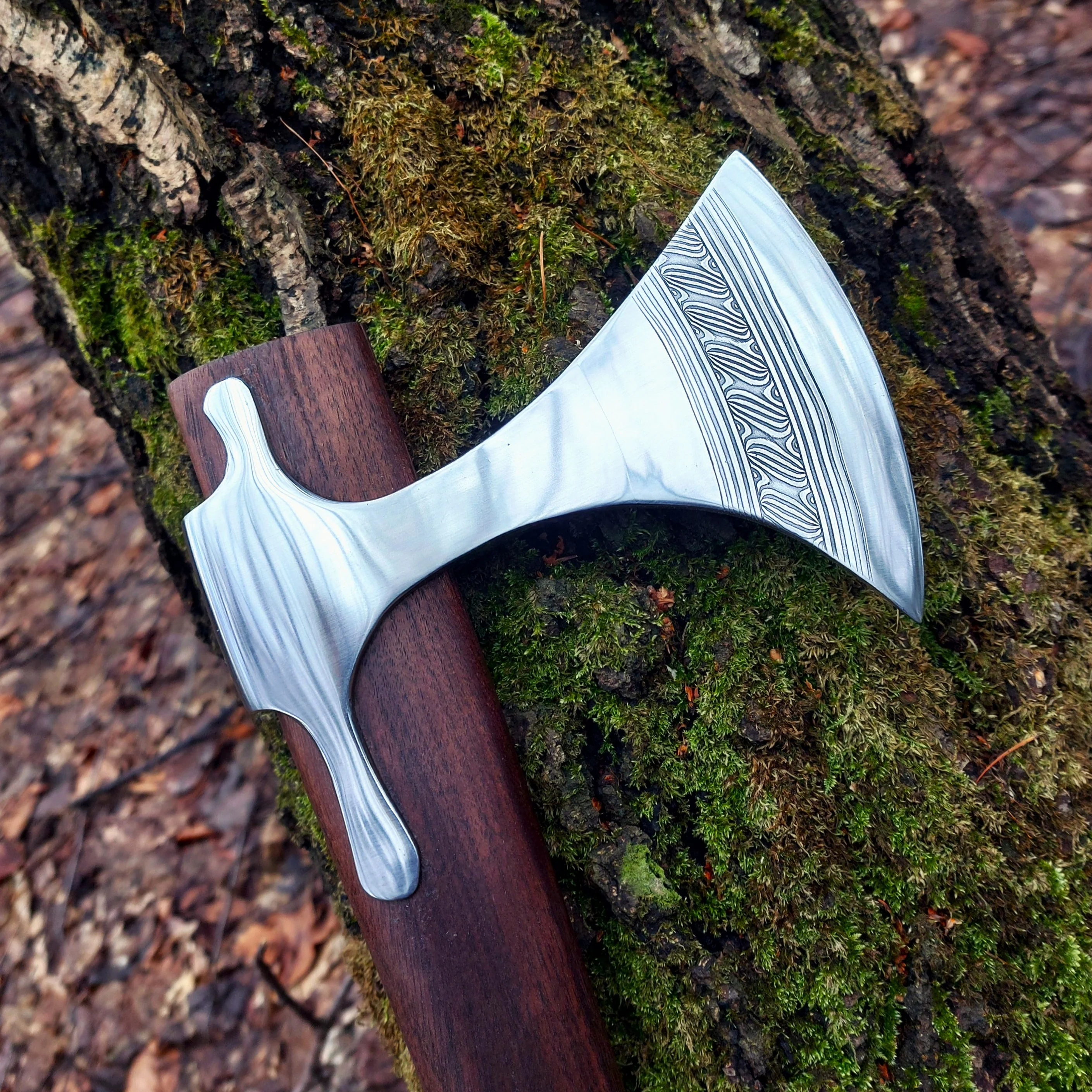 Premium Pattern-Welded Axe, Ed