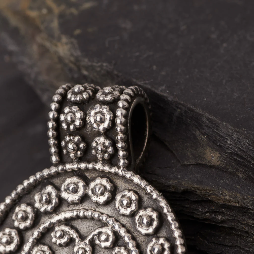 Premium Skane Pendant, Silver - Image 3