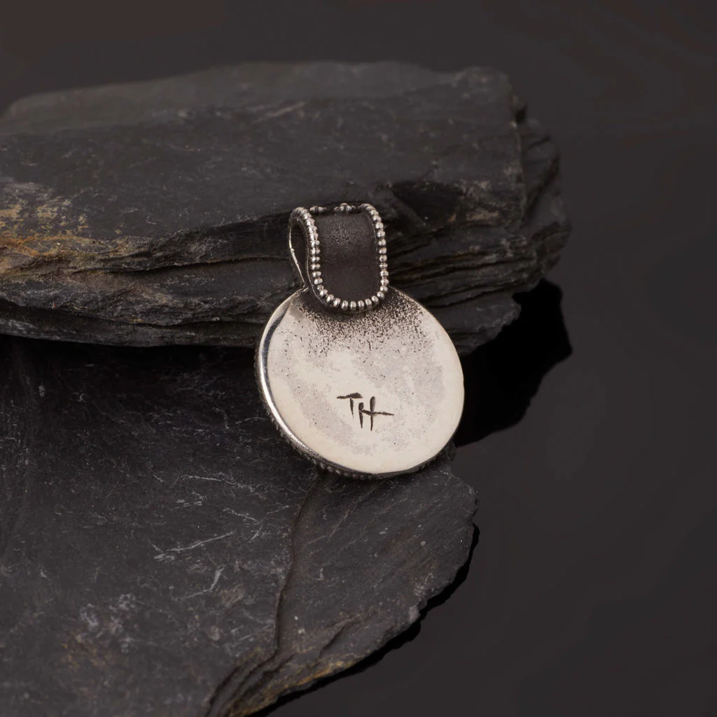 Premium Skane Pendant, Silver - Image 4