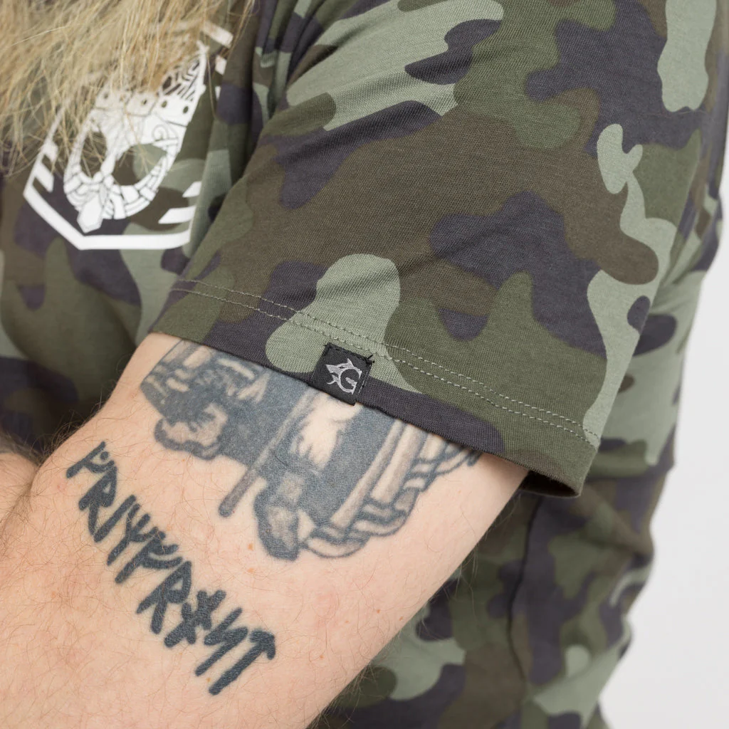 Premium T-shirt, Clan Helmet, Camo - Image 4