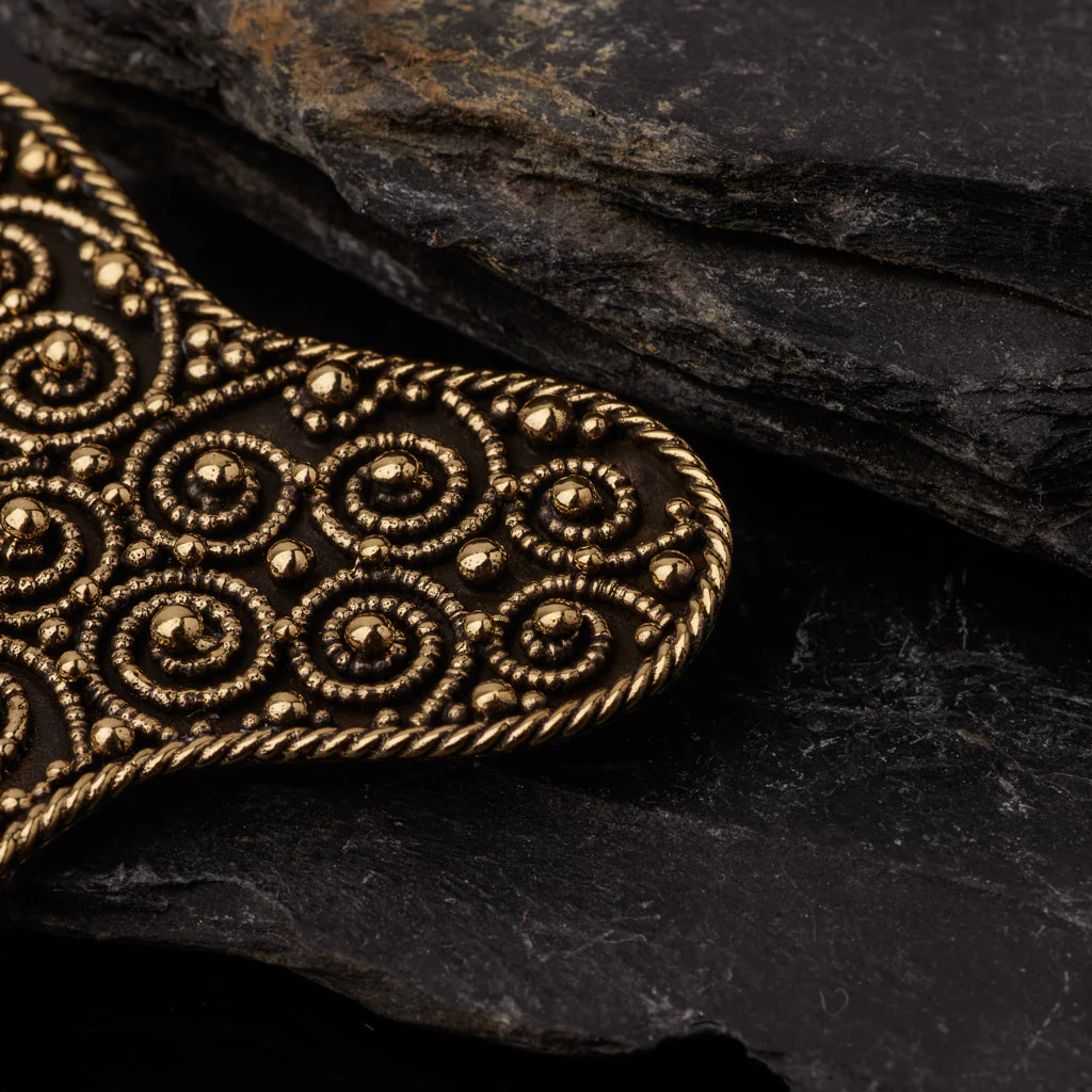 Premium Threefoil Brooch, Bronze - Image 2