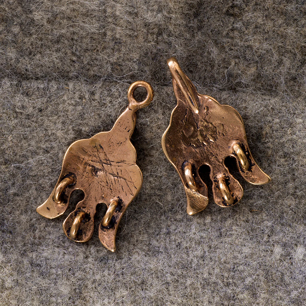 Raven Clasp, Small, Bronze - Image 2