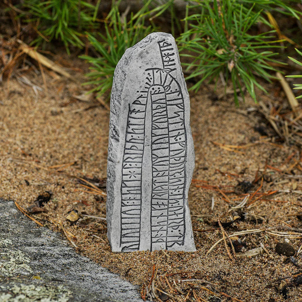 Runestone, Forshedastenen