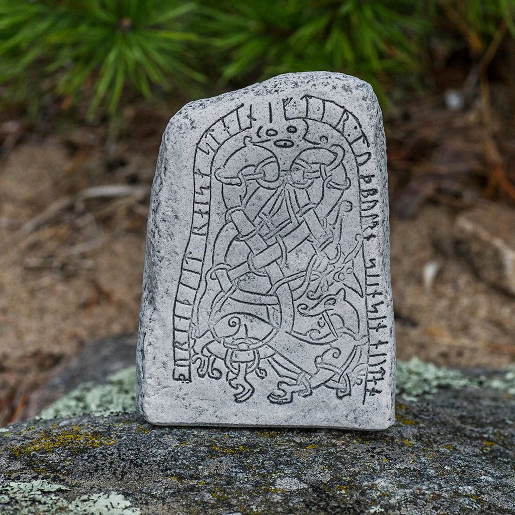 Runestone, Nastastenen