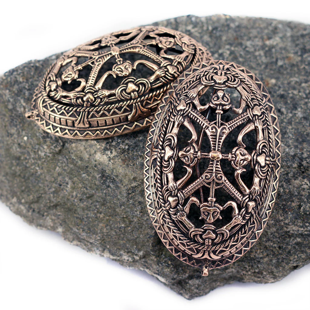 Tortoise Brooches, Borre