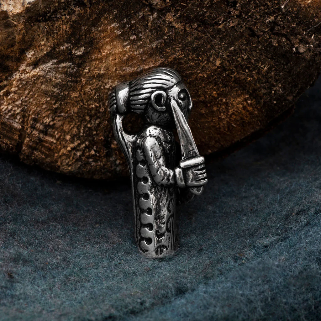 Valkyrie Amulet, Silver - Image 3