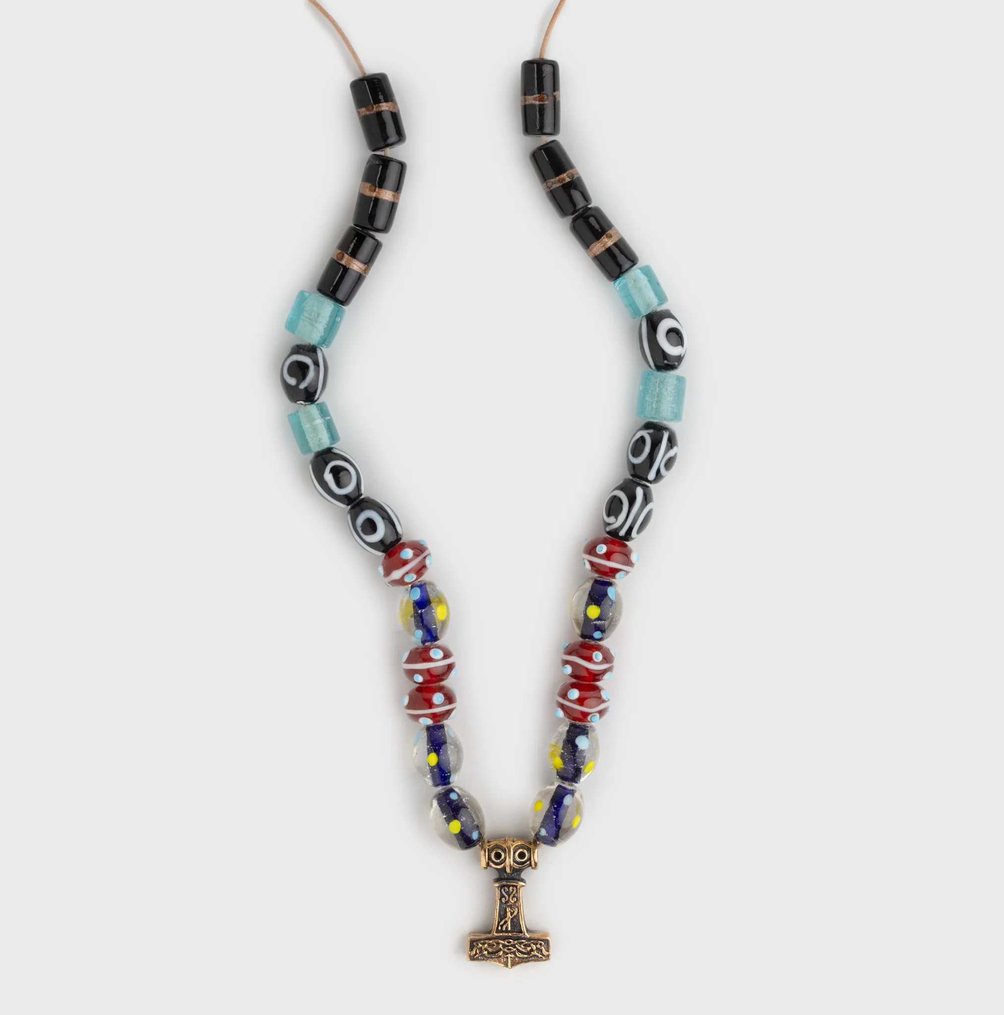 Viking Bead Set, Black - Image 2